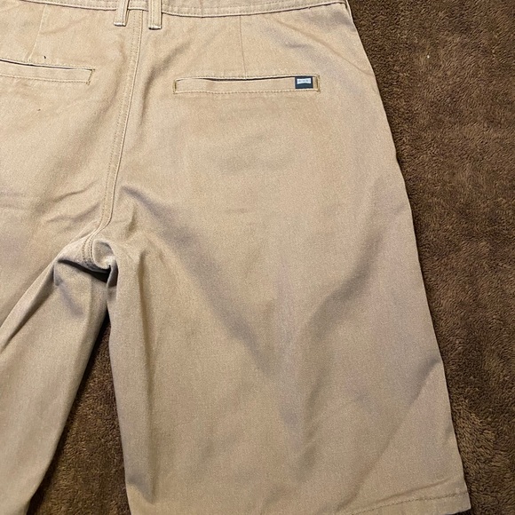 Free World Shorts - Picture 2 of 3